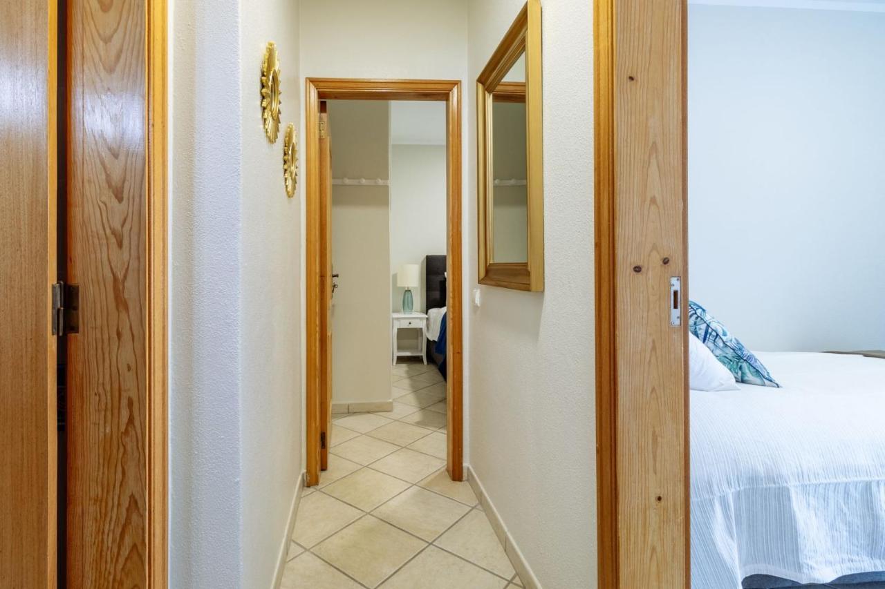 Top Renoviertes Apartment Mit Grosser Terrasse Αλμπουφέιρα Εξωτερικό φωτογραφία
