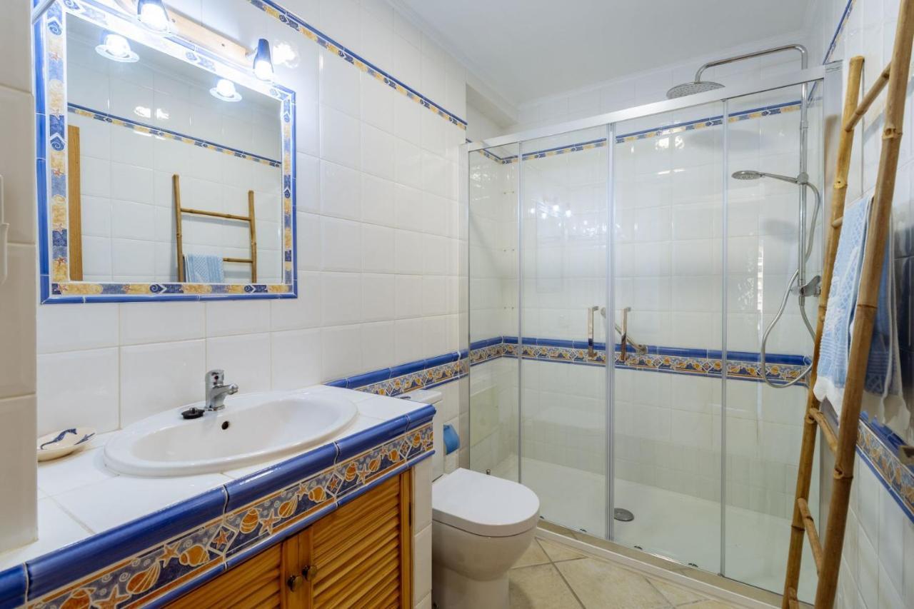 Top Renoviertes Apartment Mit Grosser Terrasse Αλμπουφέιρα Εξωτερικό φωτογραφία